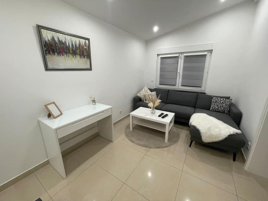 Exklusive Flughafen-Messe Apartment Naehe Duesseldorf ドゥイスブルグ エクステリア 写真